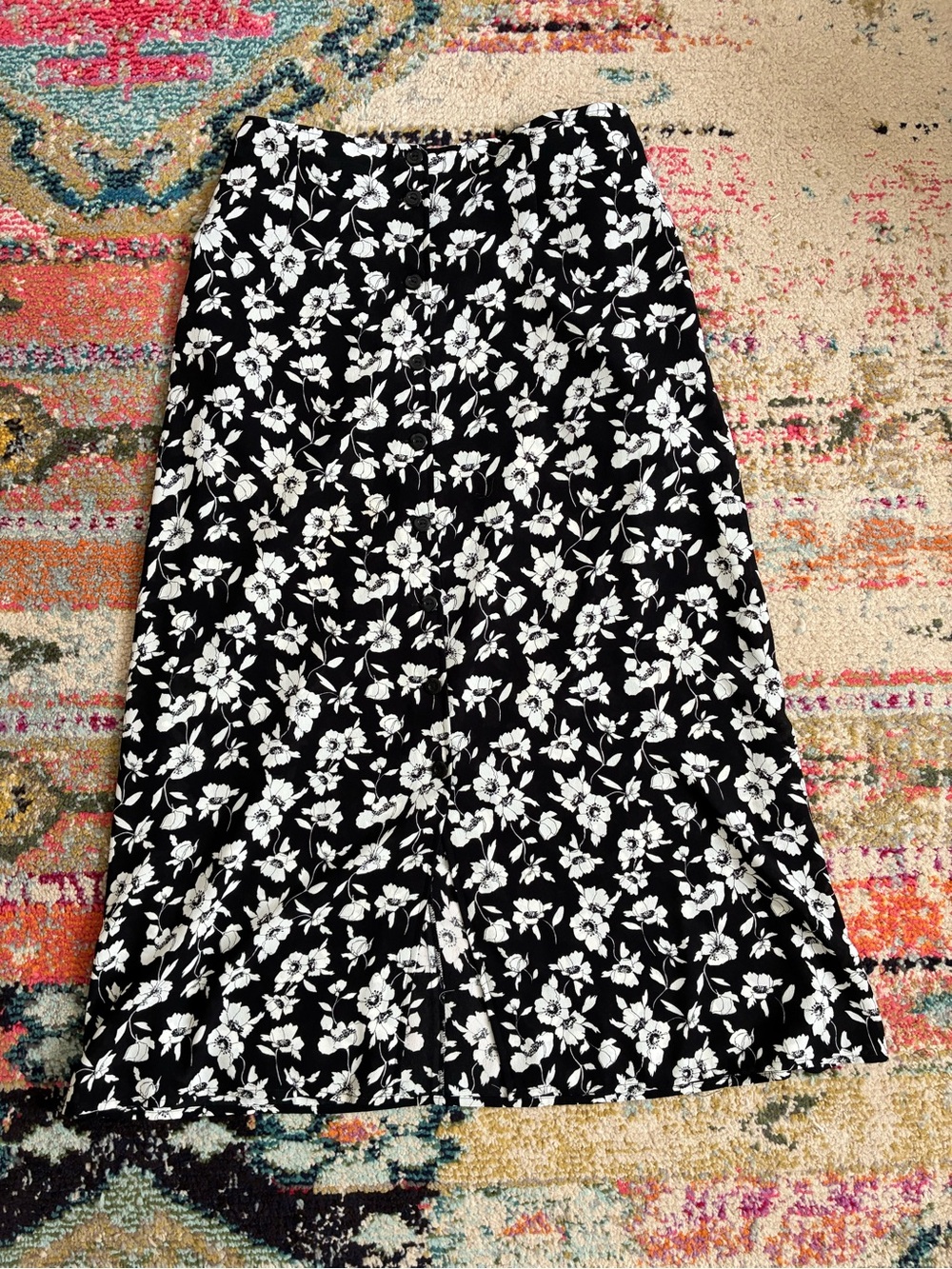 Liz Claiborne Black and White Floral Midi Skirt 00s